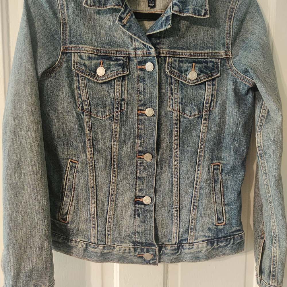 Awesome Women's Classic Go Denim Jacket Size L